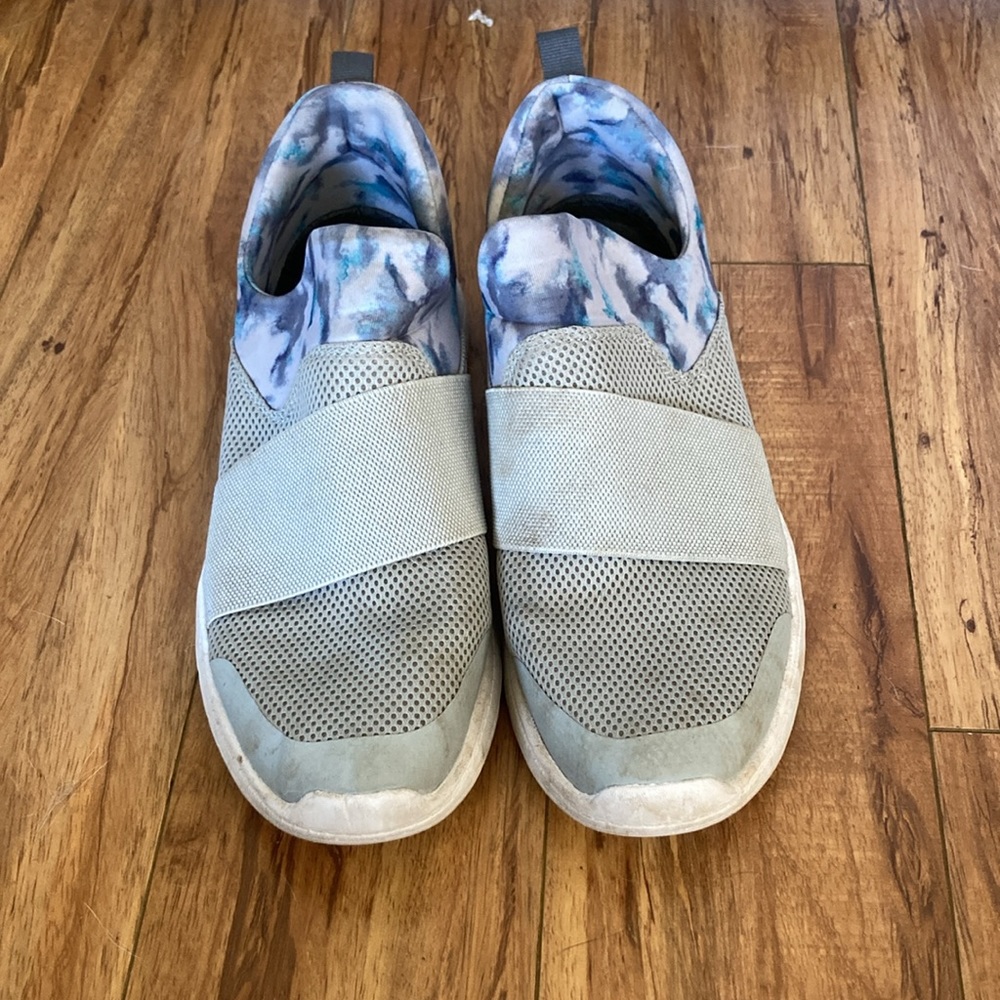 All In Motion Workout Shoes - Picture 2 of 6